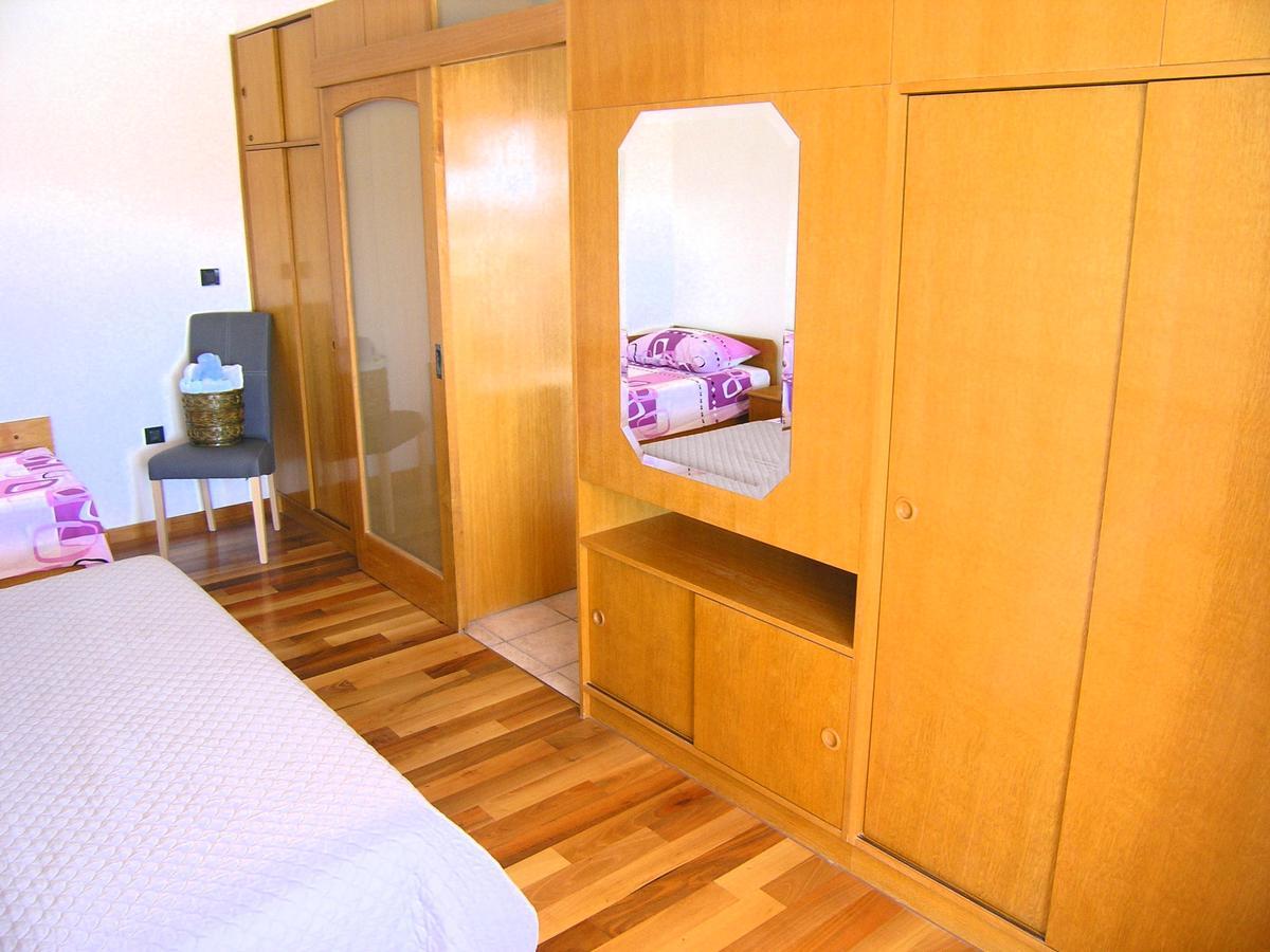 Apartments Oribella Krk Town Exterior foto